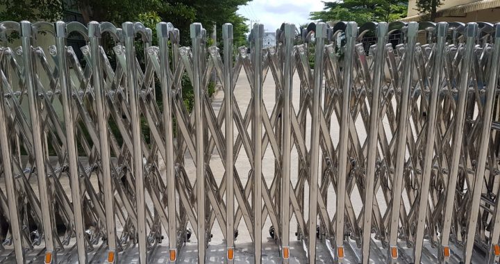Lắp đặt cửa cổng xếp tại Đồng Nai
