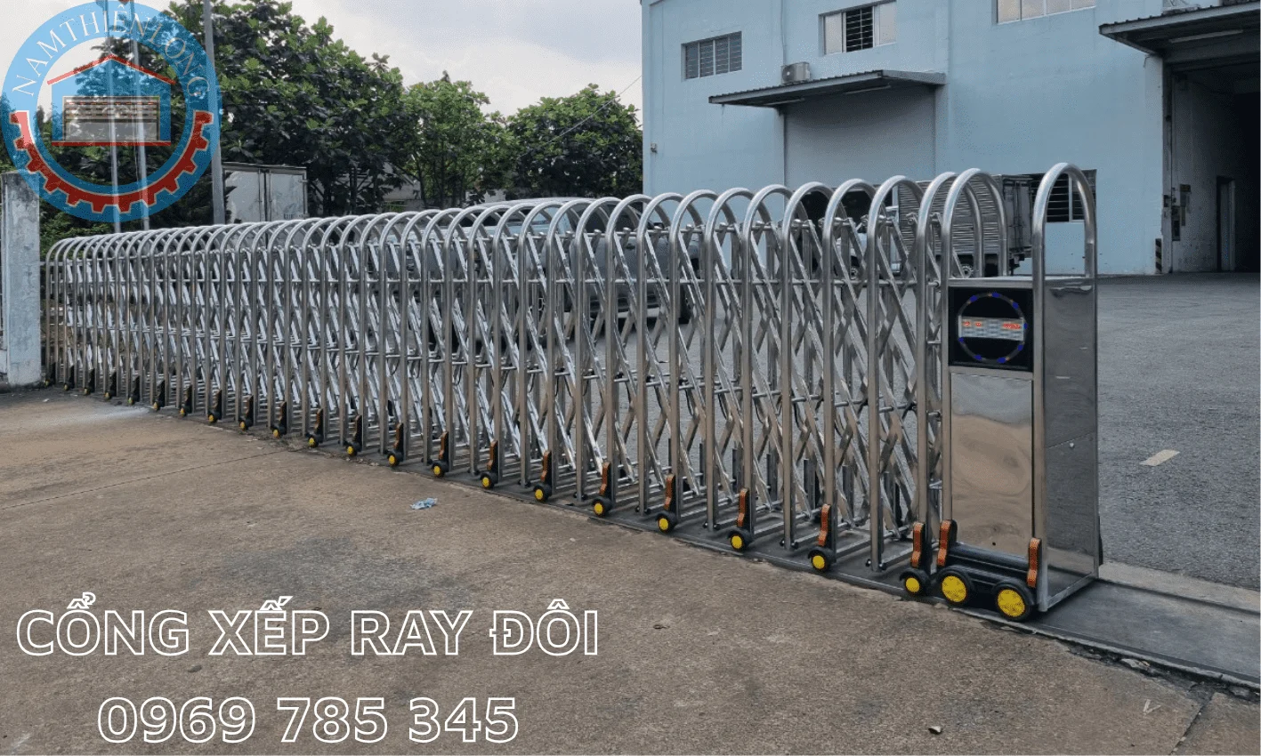 Lắp đặt Cửa cổng xếp tại KCN Becamex Bình Phước